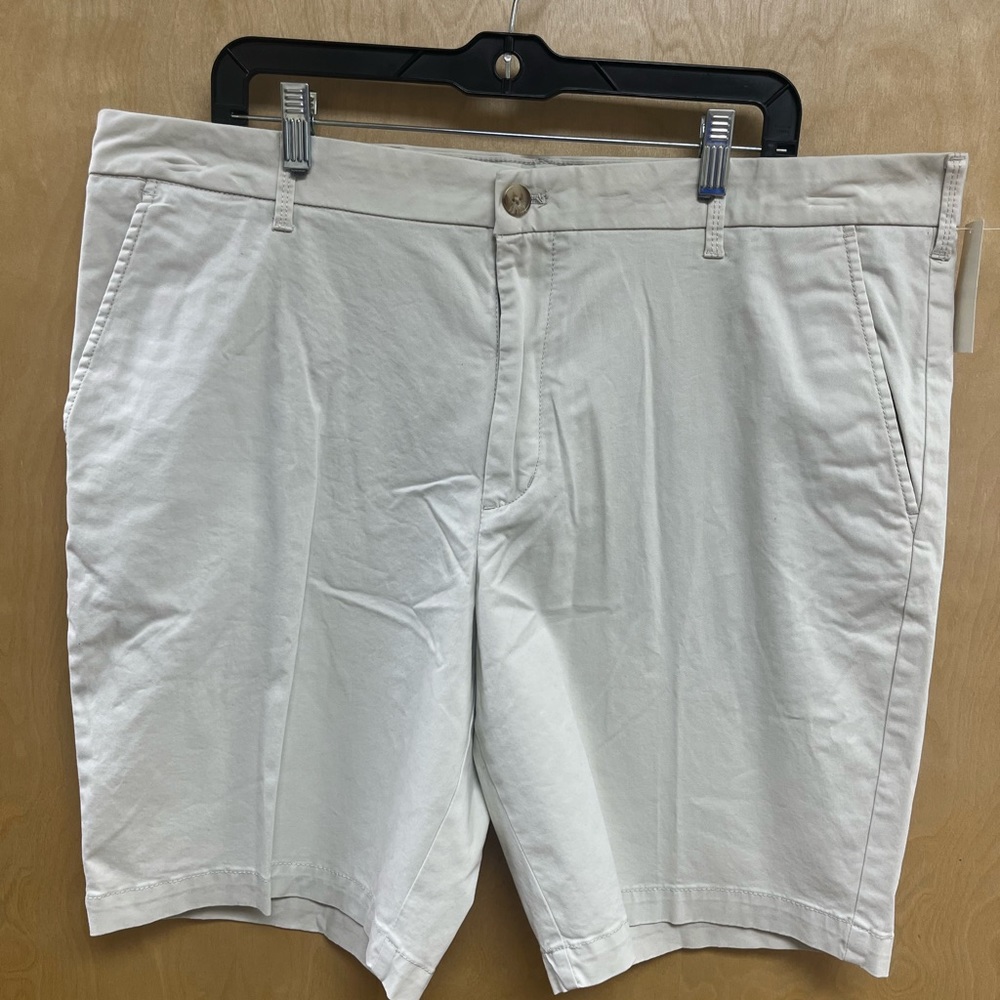 IZOD Khaki Shorts Size 38